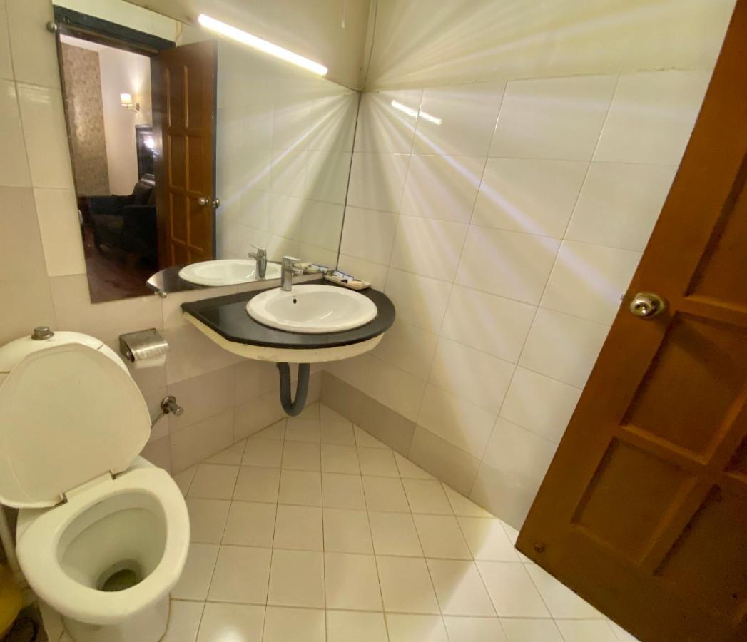 Shelton Hotel Lahore Eksteriør billede